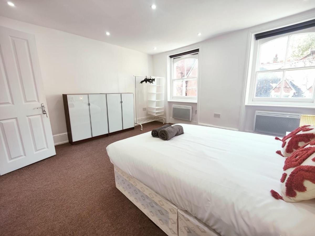 3 Bed Flat Close To Liverpool St & Brick Lane ロンドン エクステリア 写真