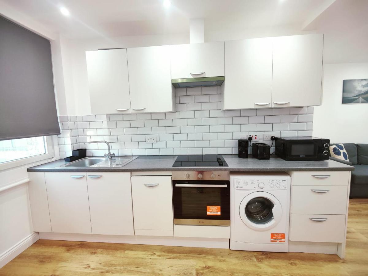3 Bed Flat Close To Liverpool St & Brick Lane ロンドン エクステリア 写真